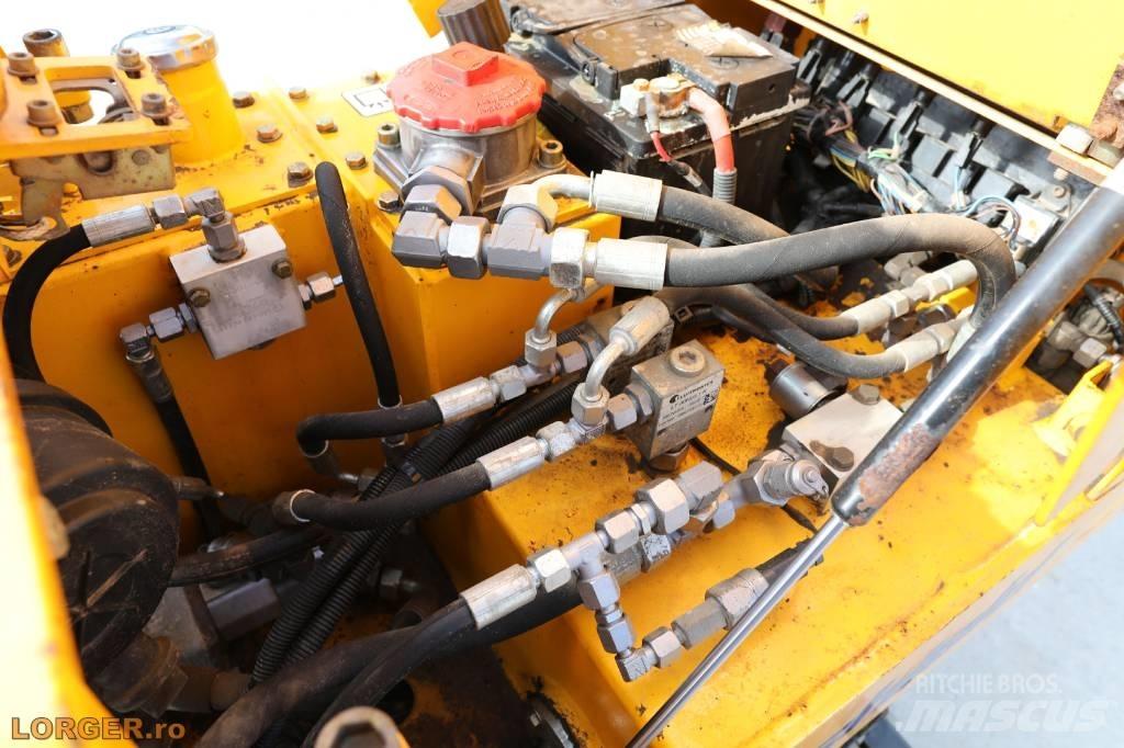 JCB VM 1500 مداحل ثنائية الاسطوانة