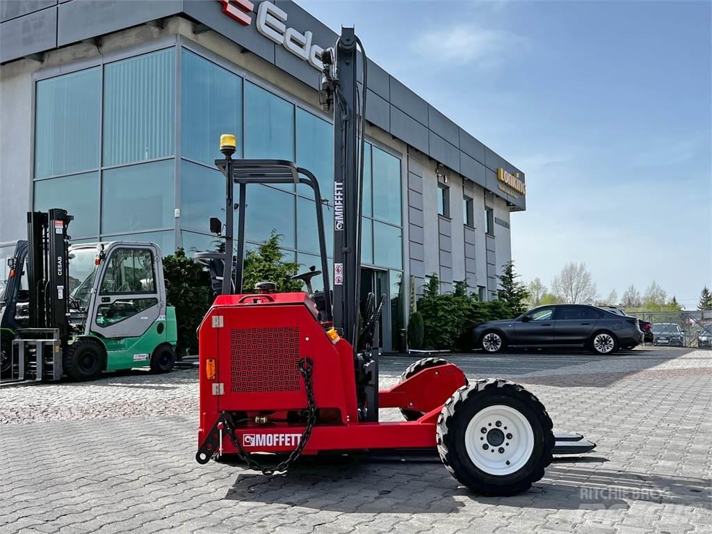 Moffett M3 20.3 شاحنات ذات رافعات شوكية - أخرى