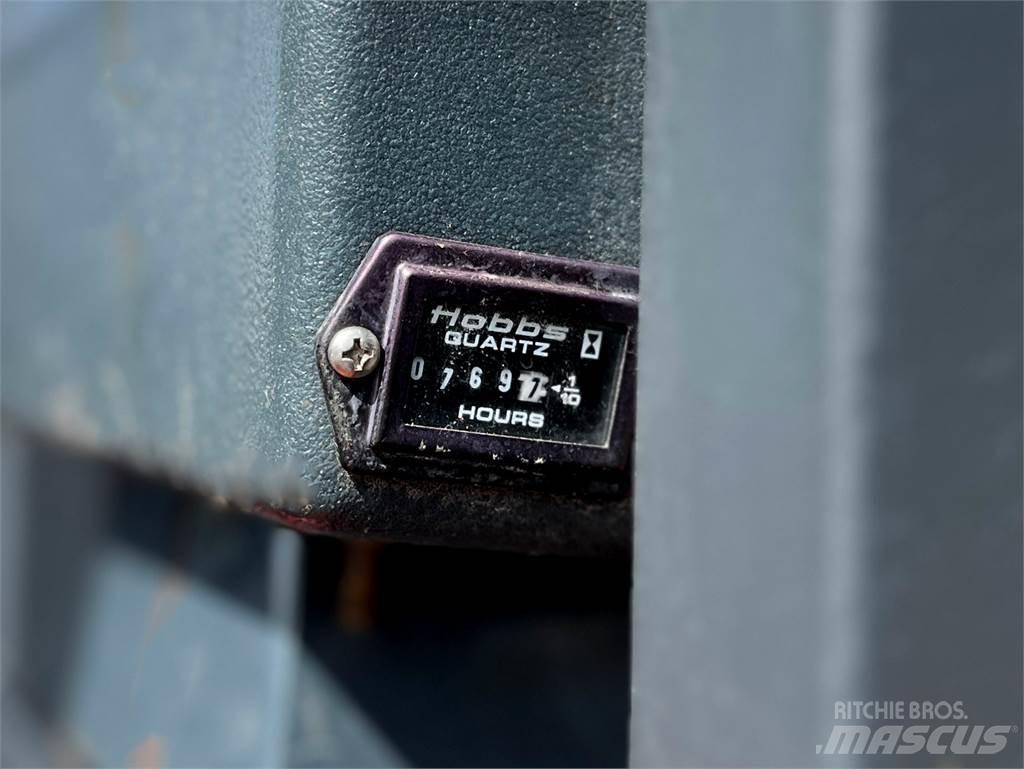 Moffett M3 20.3 شاحنات ذات رافعات شوكية - أخرى