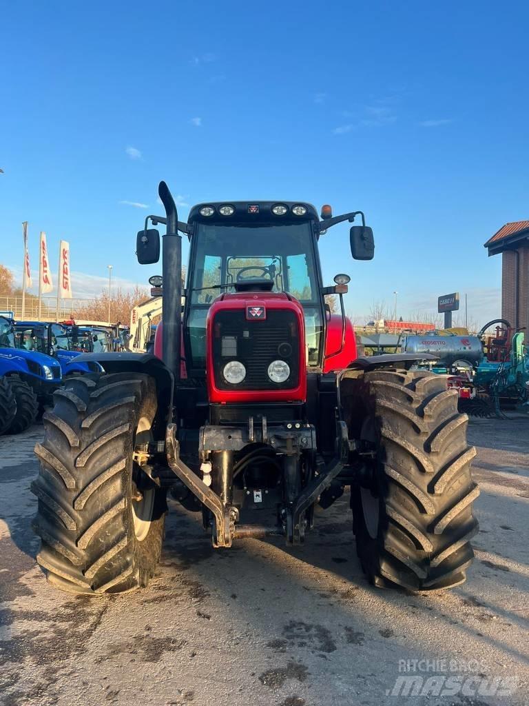 Massey Ferguson 7495 الجرارات