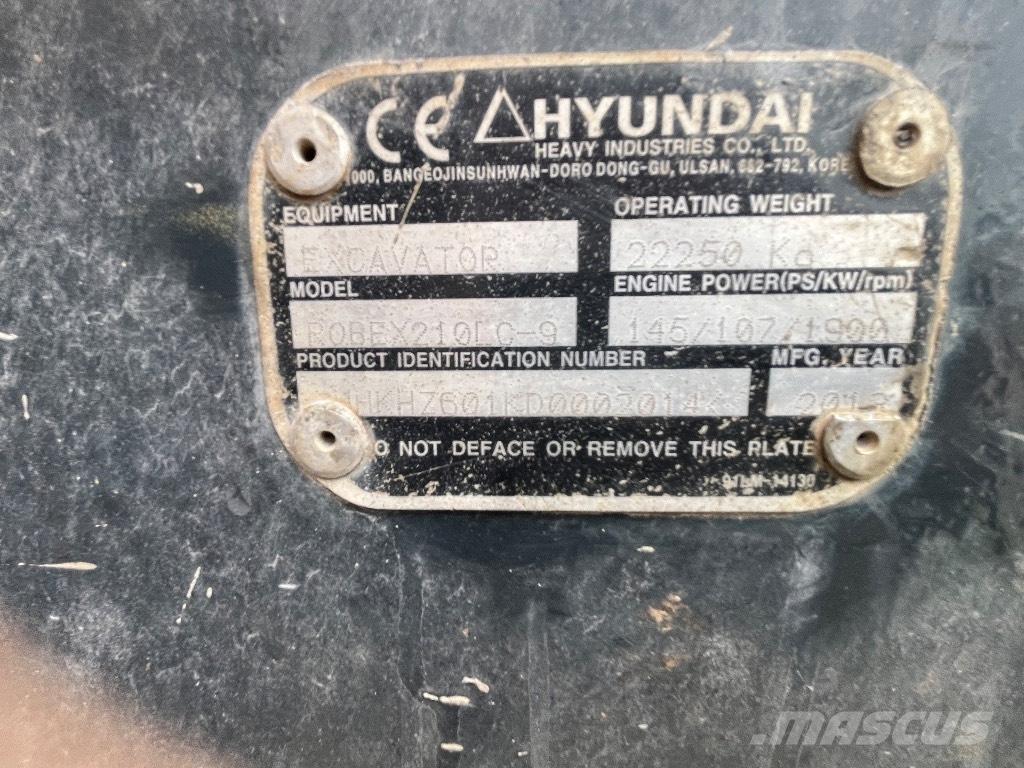Hyundai 210-9 حفارات زحافة