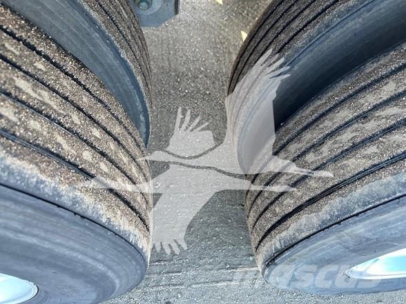 Utility 3000R نصف مقطورات بدرجة حرارة قابلة للضبط