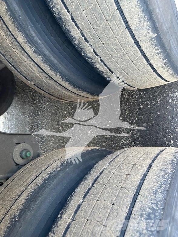 Utility 3000R نصف مقطورات بدرجة حرارة قابلة للضبط