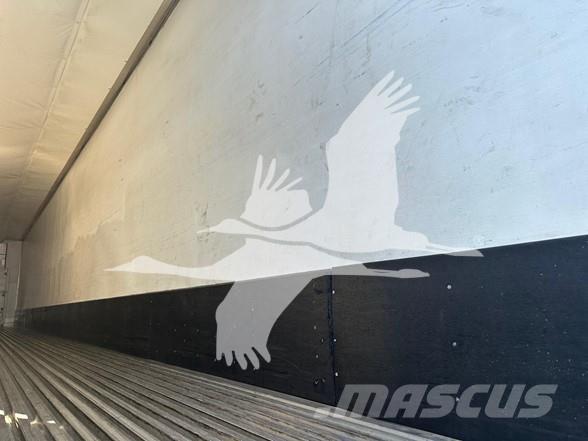 Utility 3000R نصف مقطورات بدرجة حرارة قابلة للضبط