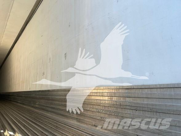 Utility 3000R نصف مقطورات بدرجة حرارة قابلة للضبط