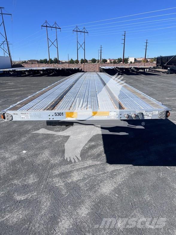 Utility 4000AE نصف مقطورات مسطحة / مفصلية الجوانب