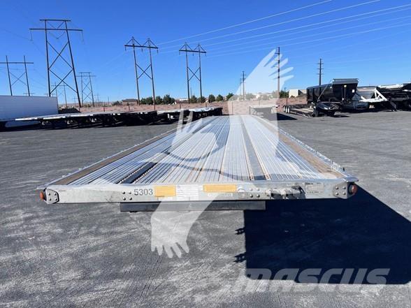 Utility 4000AE نصف مقطورات مسطحة / مفصلية الجوانب