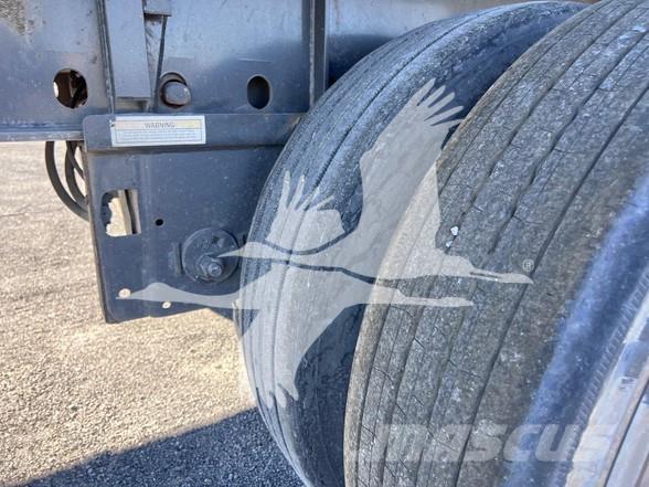 Utility 4000AE نصف مقطورات مسطحة / مفصلية الجوانب