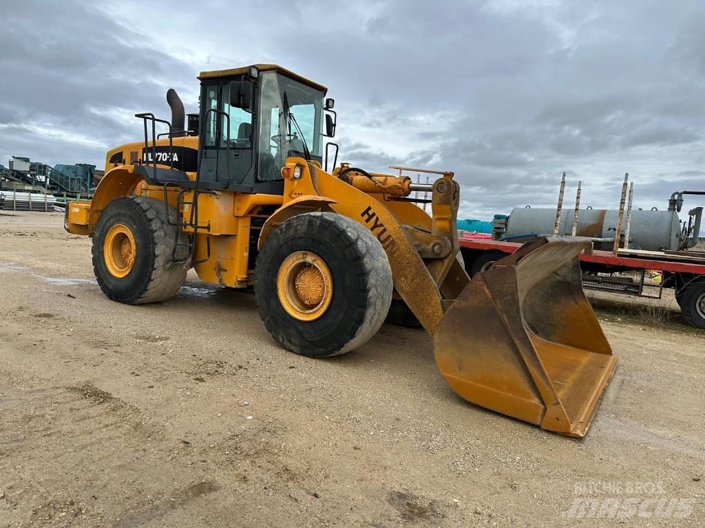 Hyundai HL770-7A لوادر بعجل