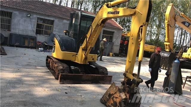 Komatsu PC 55 حفارات زحافة
