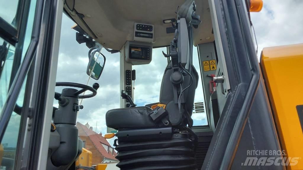 JCB 437 ZX لوادر بعجل
