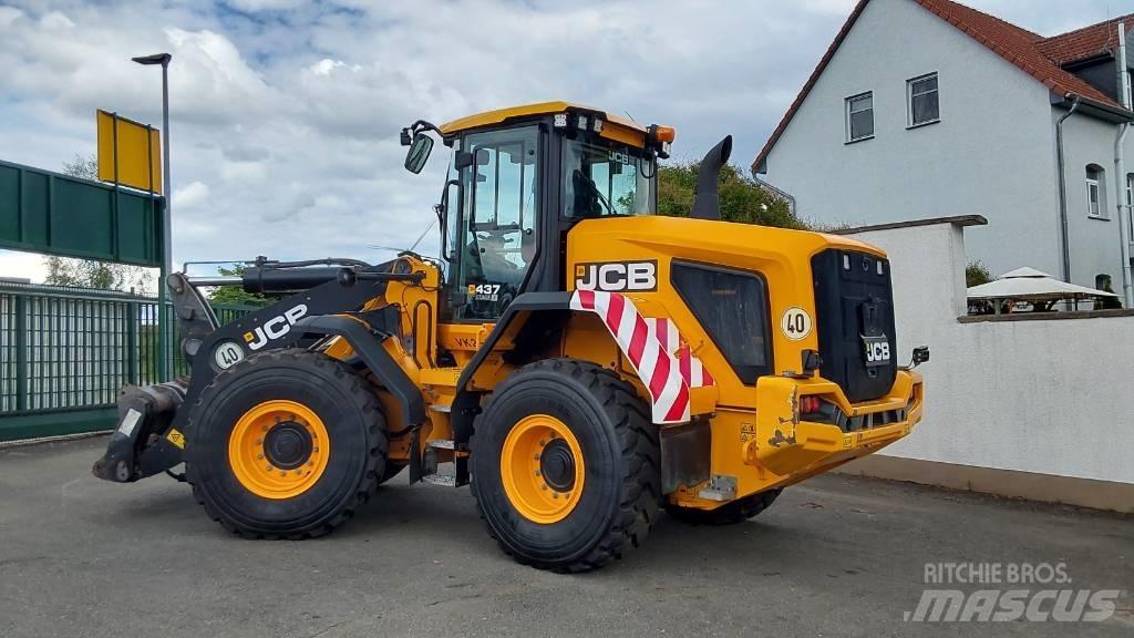 JCB 437 ZX لوادر بعجل