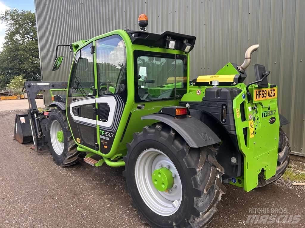 Merlo TF33.7 مناولات متداخلة