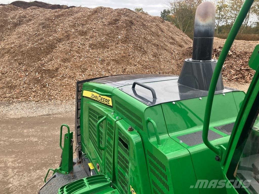John Deere 1910G شاحنات