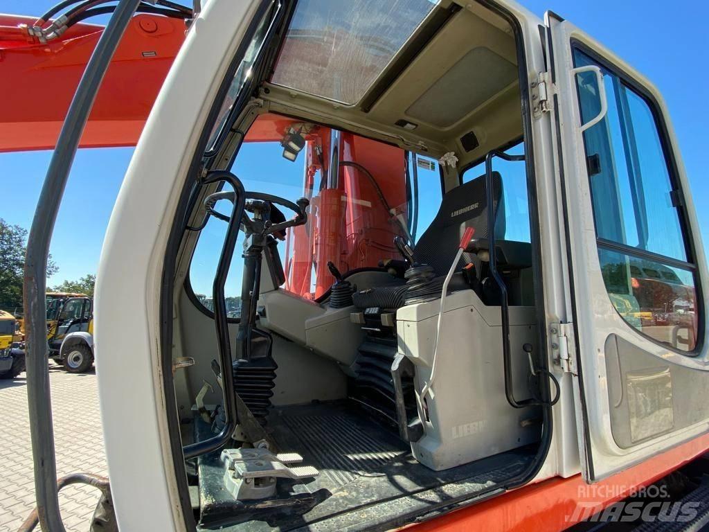 Liebherr A 900 C حفارات بعجل