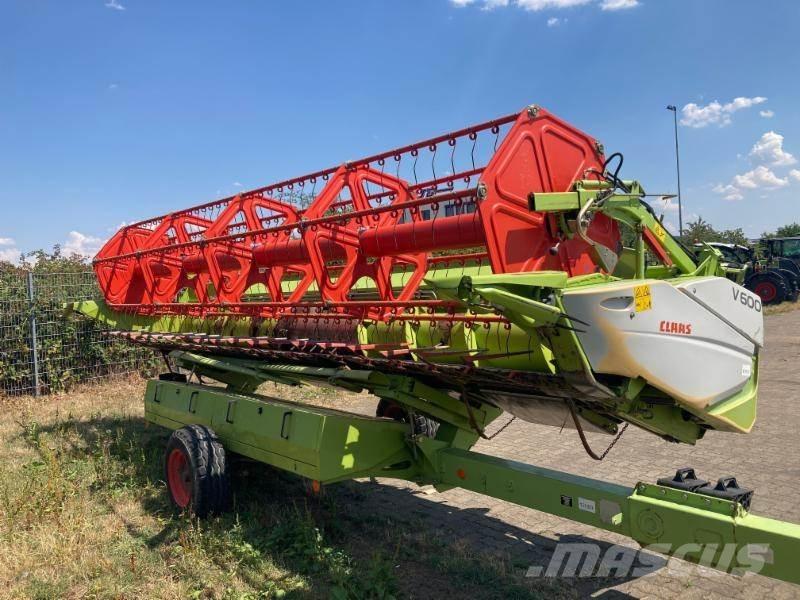 CLAAS TUCANO 570 حصادات
