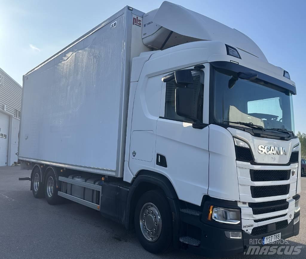 Scania R520B6X2NB شاحنات ذات هيكل صندوقي