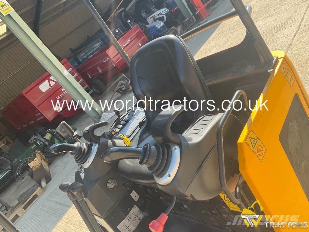 JCB 16 C-1 حفارات صغيرة أقل من 7 طن (حفارات صغيرة)