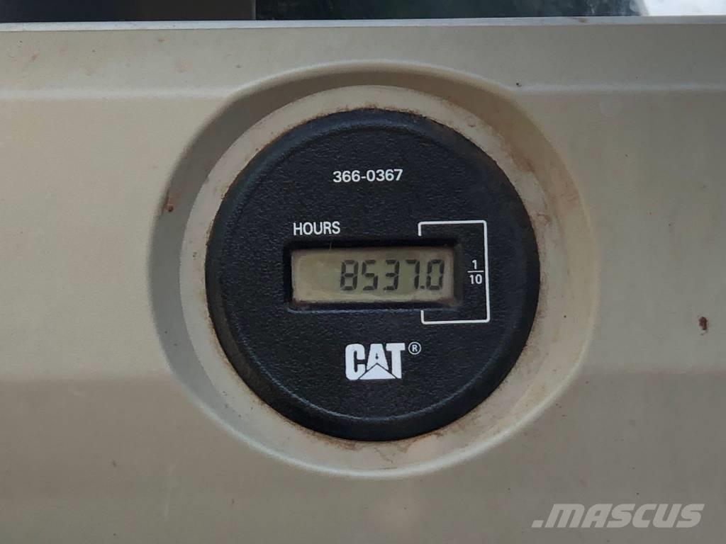 CAT 329 EL حفارات زحافة