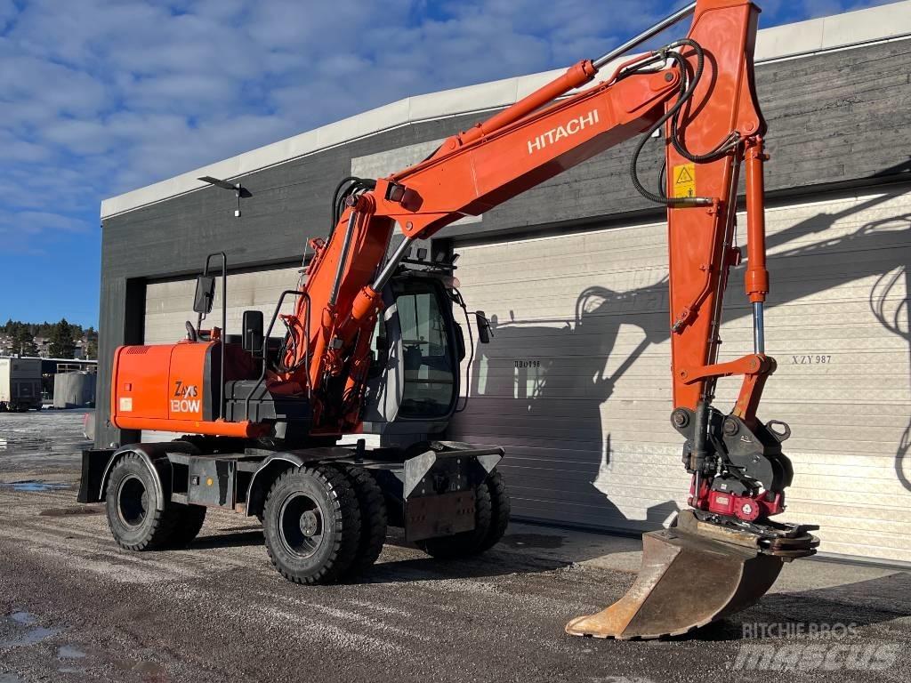 Hitachi ZX 130 W حفارات بعجل