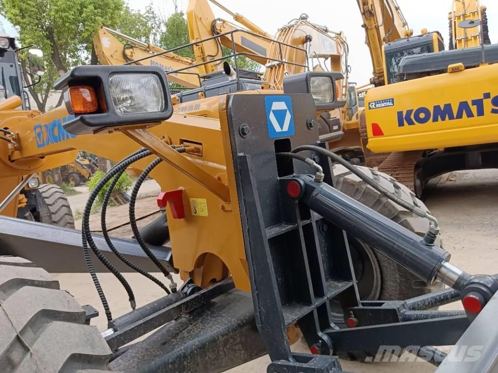 XCMG GR 2153 معدات تمهيد الطرق