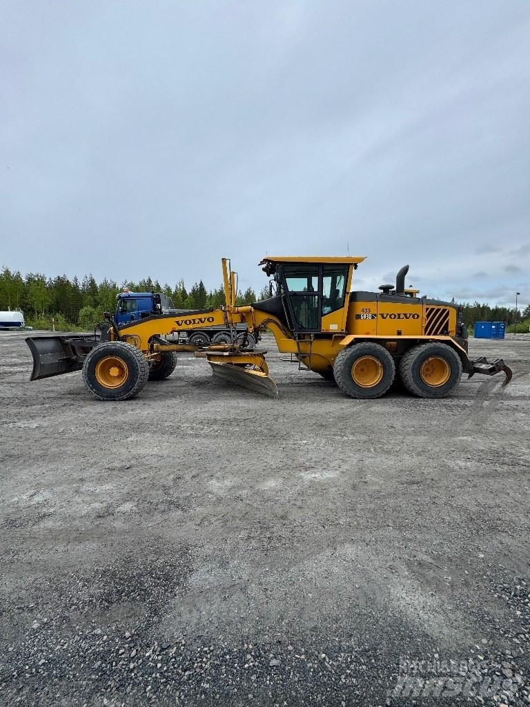 Volvo G 930 معدات تمهيد الطرق