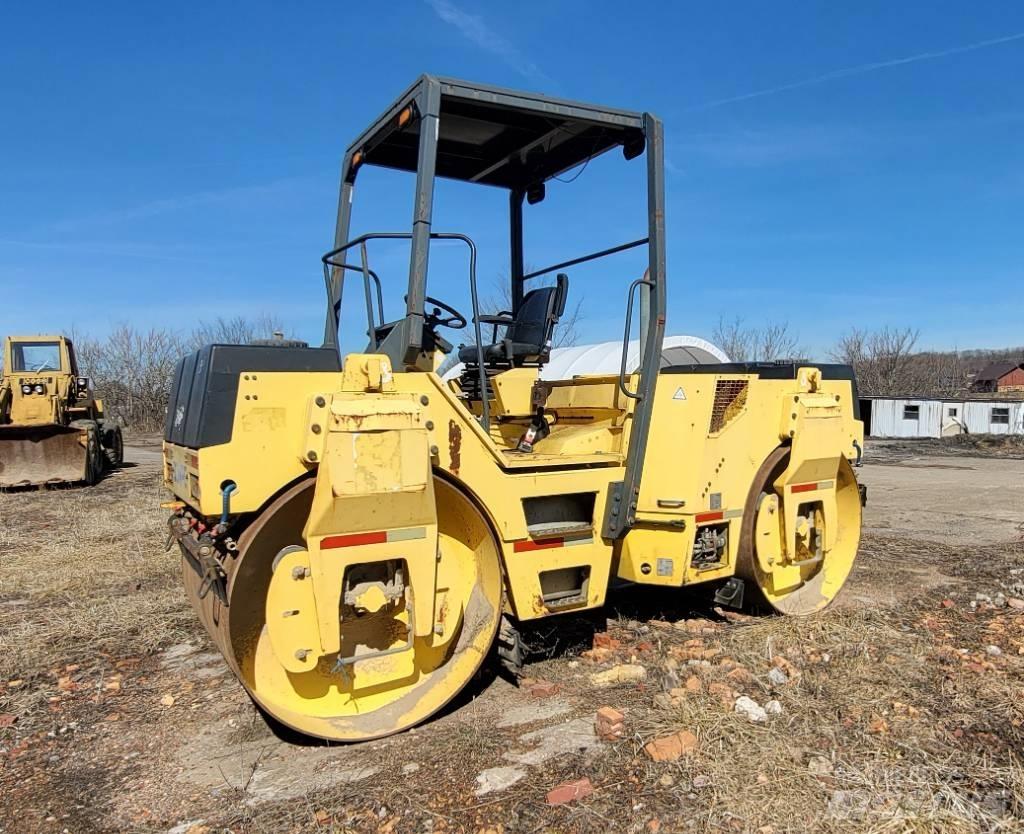 Bomag BW 141 AD-2 ملحقات ماكينات الأسفلت