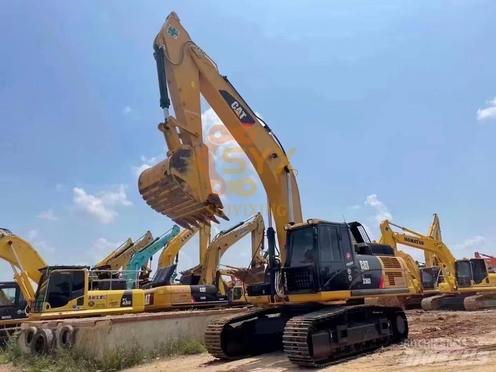 CAT 336 D حفارات زحافة