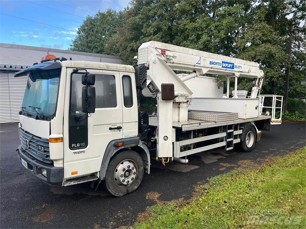 Volvo FL610 4X2 شاحنات الرافعات