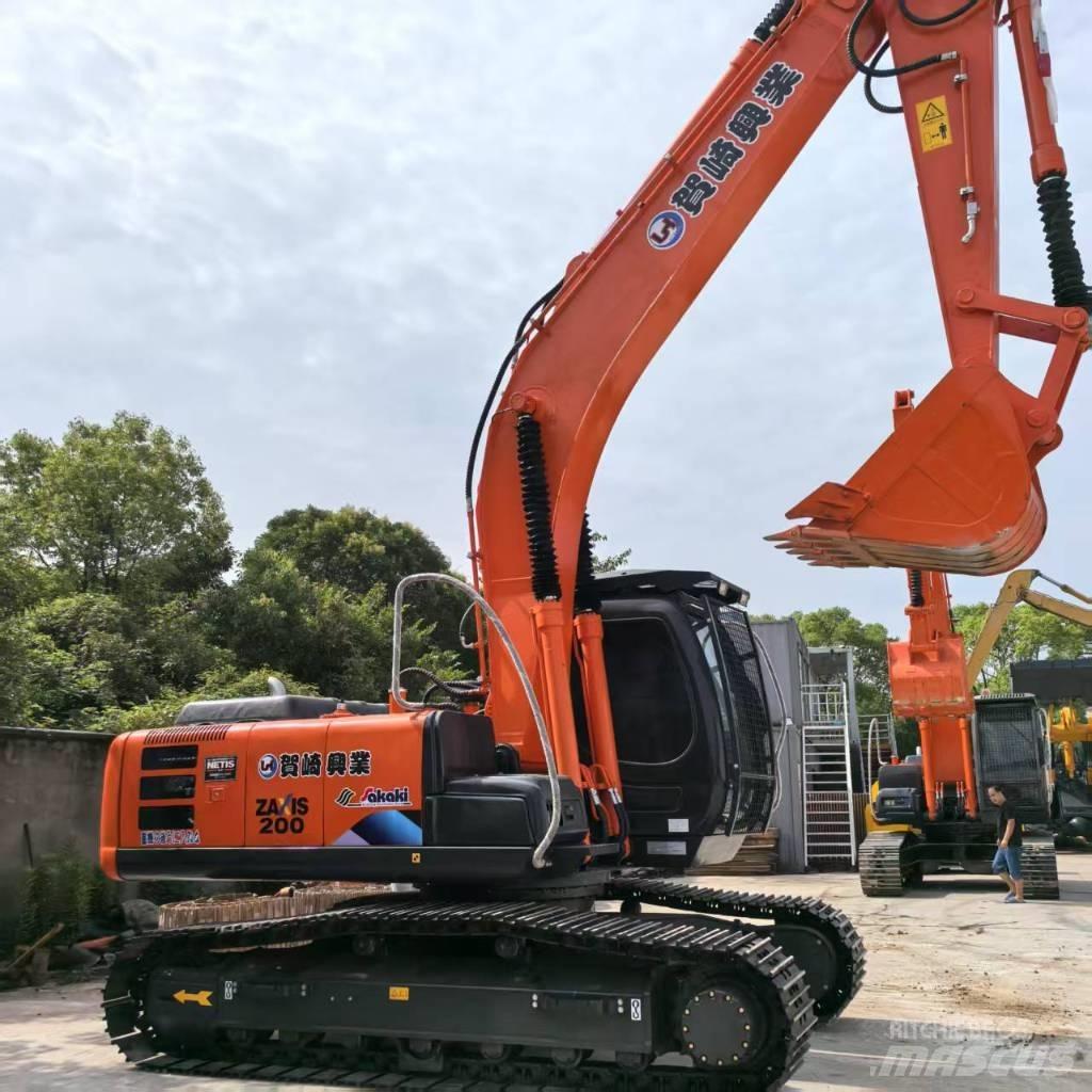 Hitachi ZX 200-3 G حفارات زحافة