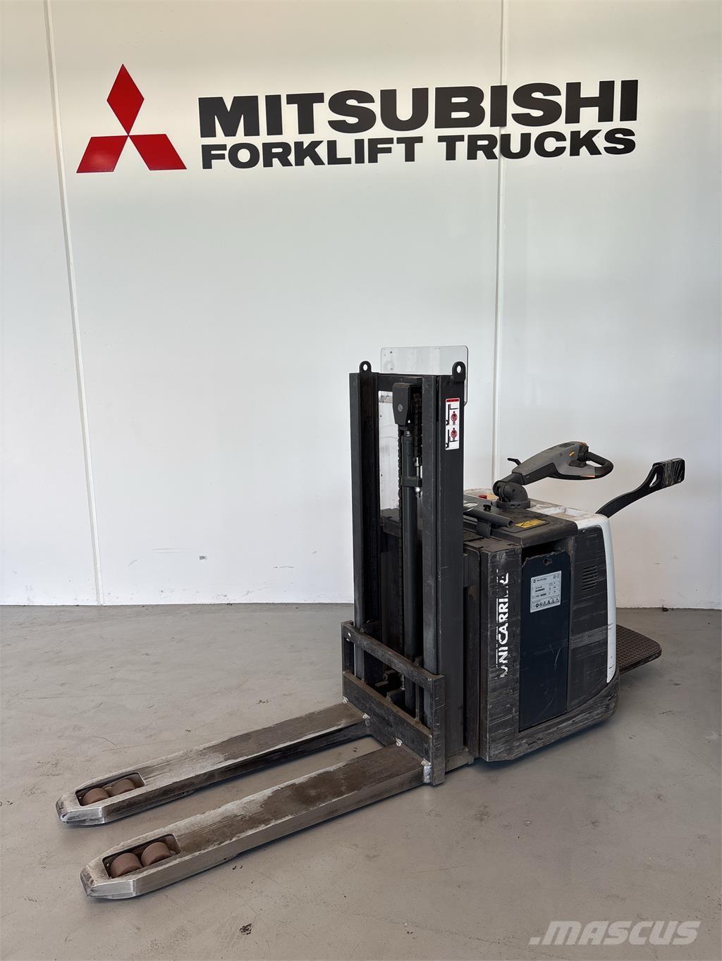 UniCarriers PDP200 شاحنات مناولة ذاتية الدفع