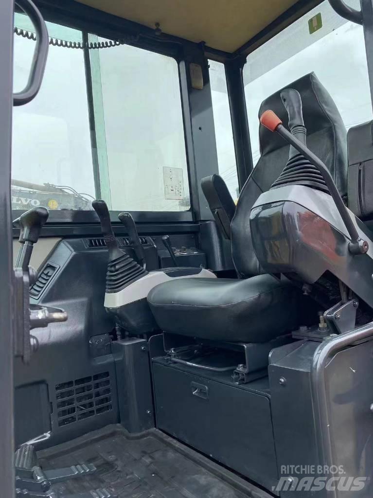 Komatsu PC 56-7 حفارات صغيرة أقل من 7 طن (حفارات صغيرة)