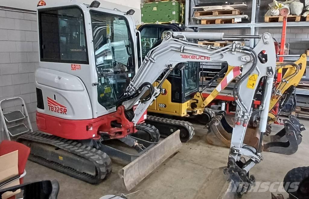 Takeuchi TB 325 R حفارات صغيرة أقل من 7 طن (حفارات صغيرة)