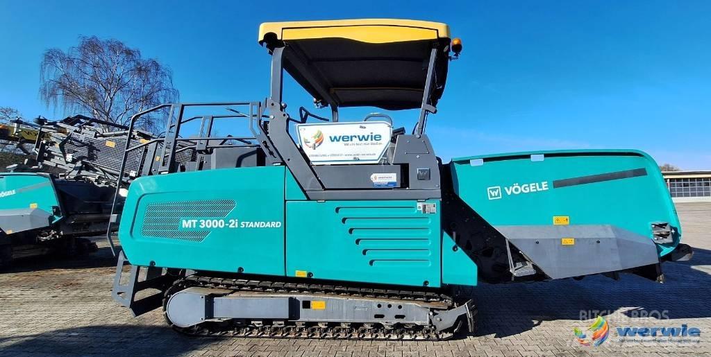 Vögele MT 3000-2i عربات نقل المواد