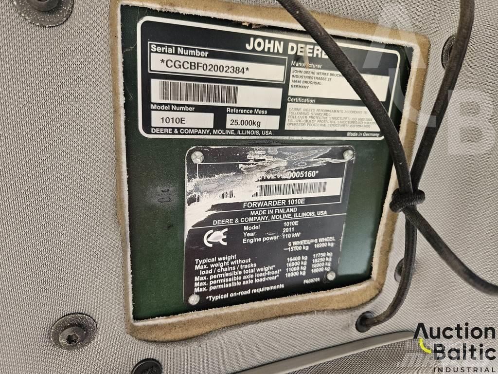 John Deere 1010 E شاحنات