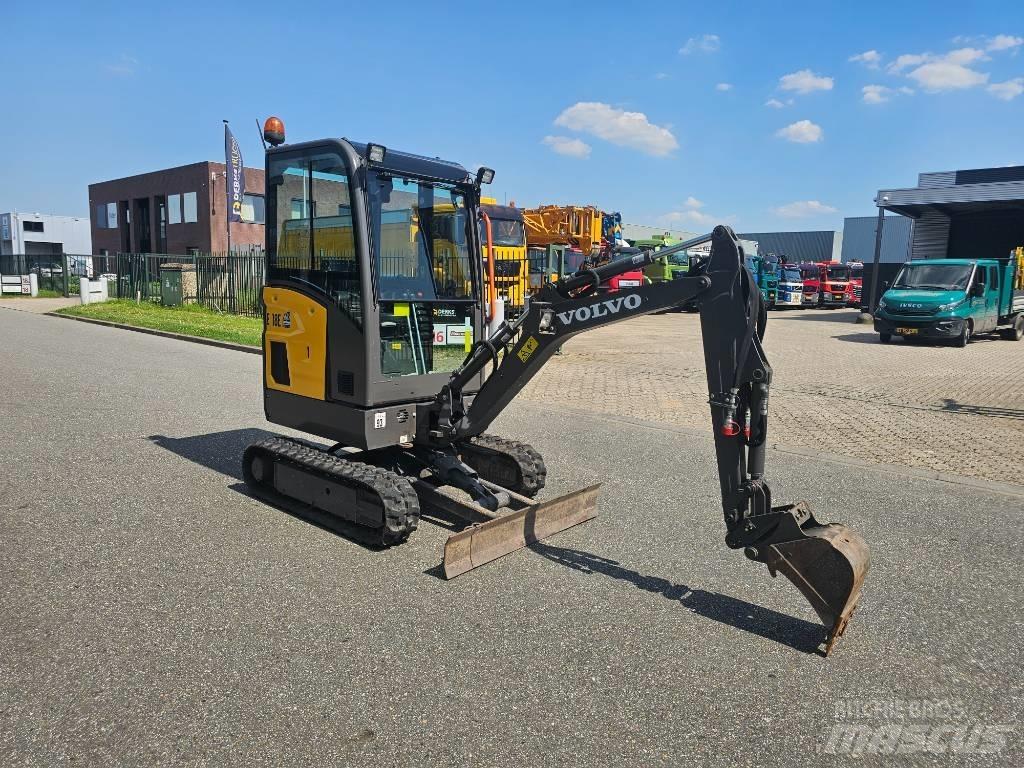 Volvo EC 18 E حفارات صغيرة أقل من 7 طن (حفارات صغيرة)