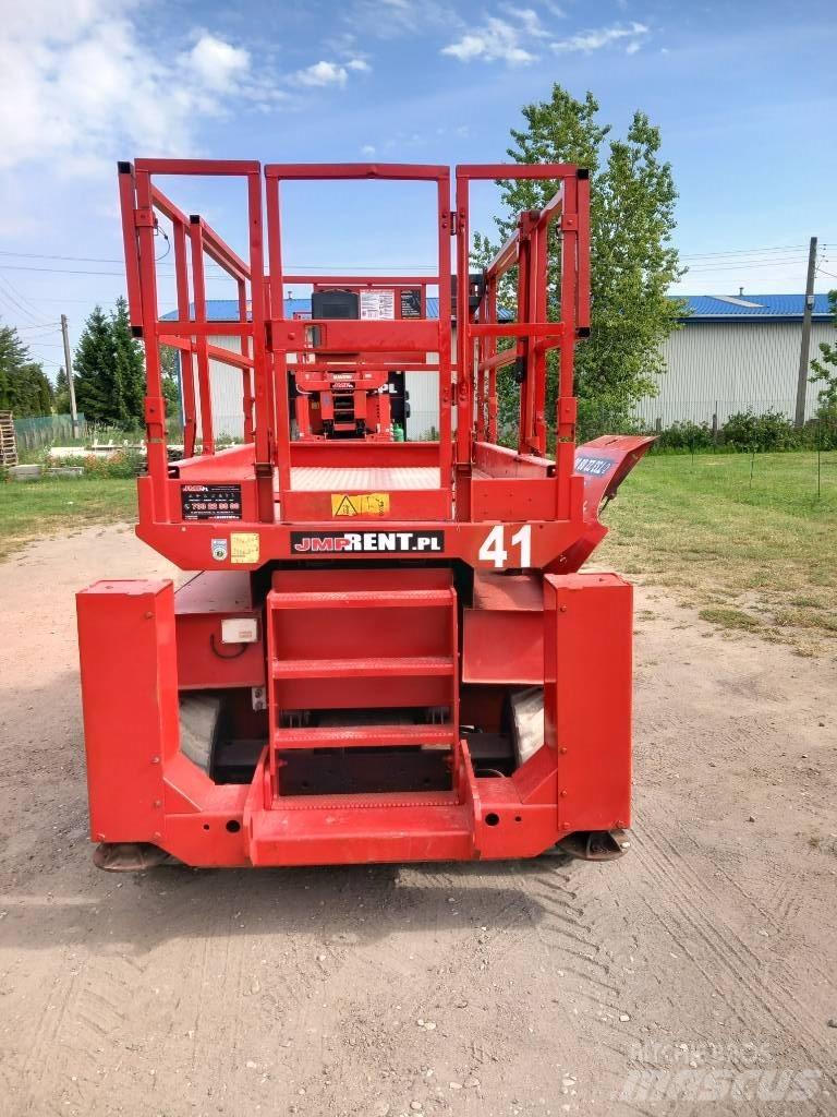 Manitou 120SC رافعات مقصية الشكل