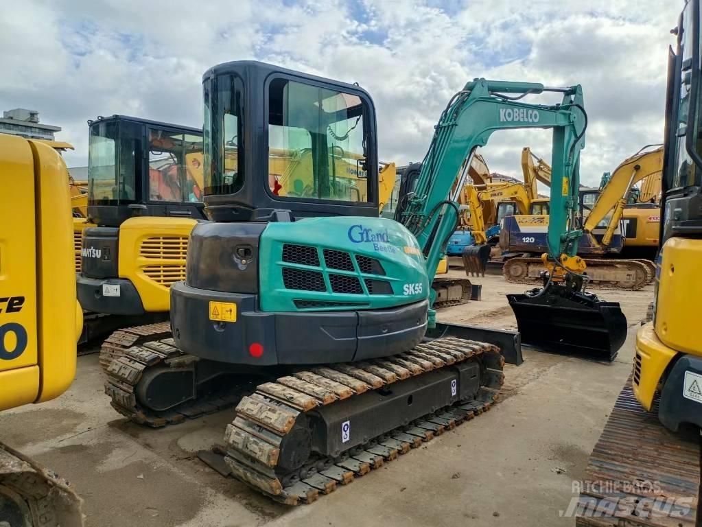 Kobelco SK 55 حفارات صغيرة أقل من 7 طن (حفارات صغيرة)