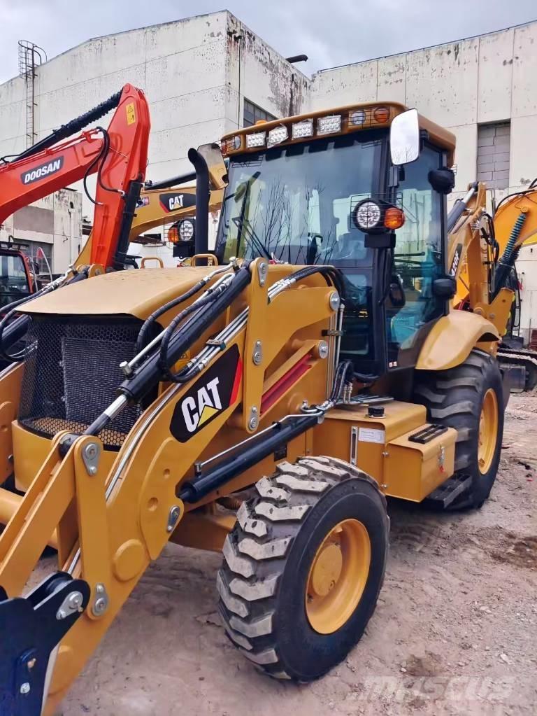 CAT 420 F لوادر ذات جرافات عكسية