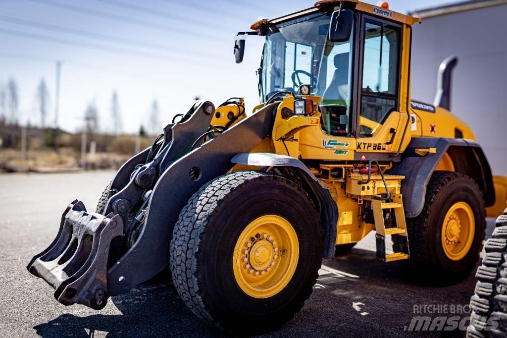 Volvo L 70 G لوادر بعجل