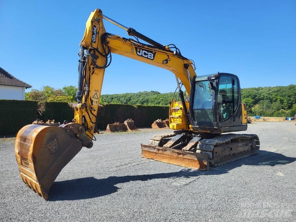 JCB JZ 140 LC حفارات زحافة
