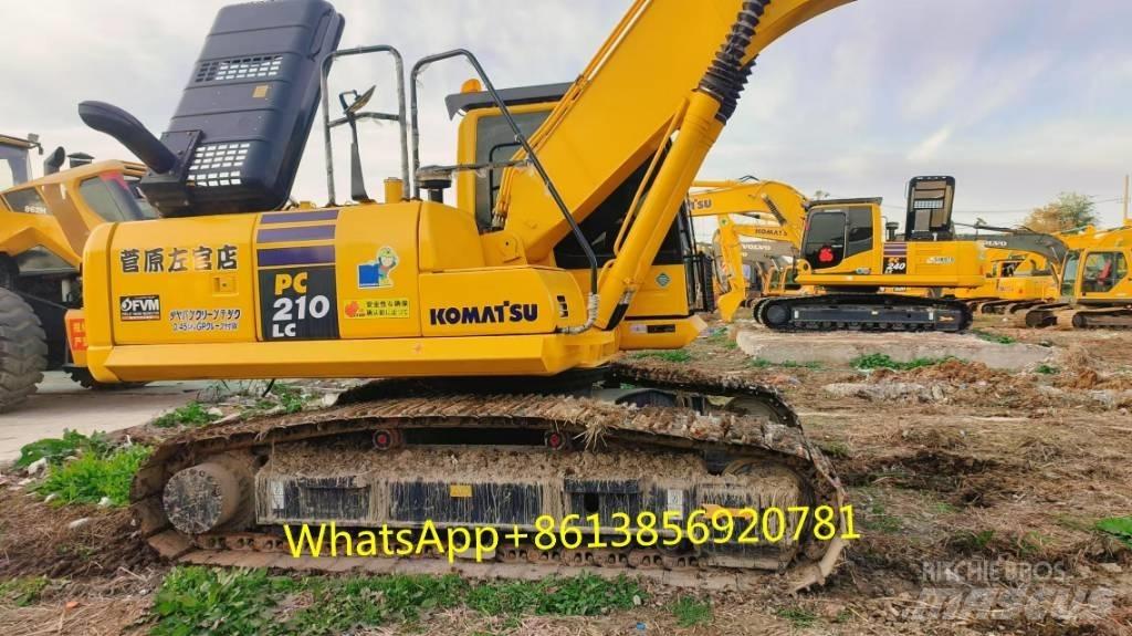 Komatsu PC 210-8 حفارات زحافة