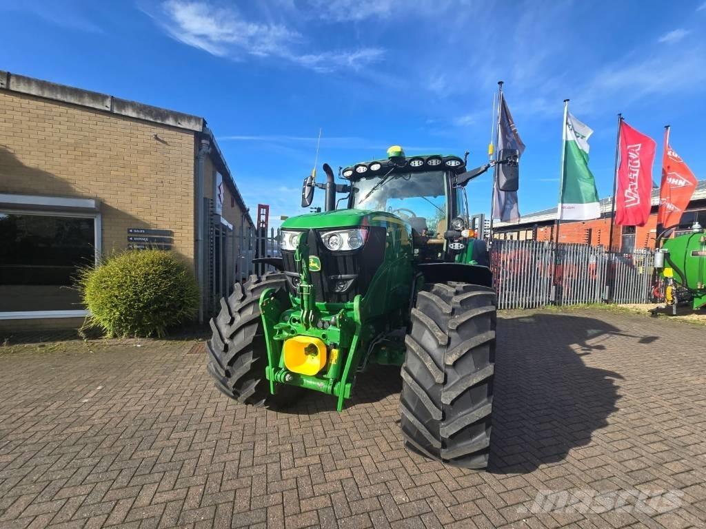 John Deere 6155 R الجرارات