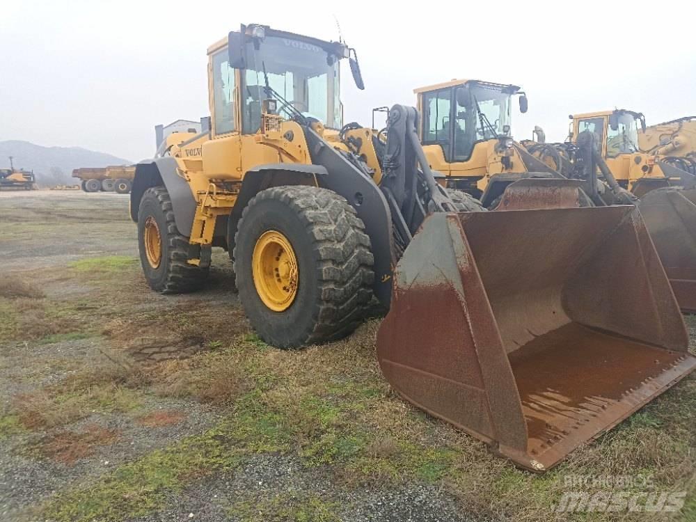 Volvo L 110 E لوادر بعجل