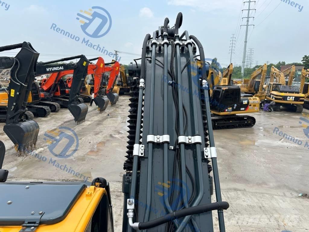 Hyundai R305LC-9T حفارات زحافة