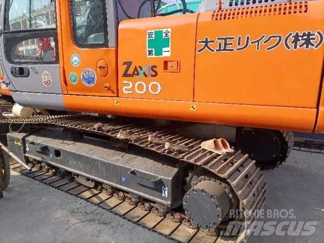 Hitachi Zaxis 200 حفارات زحافة