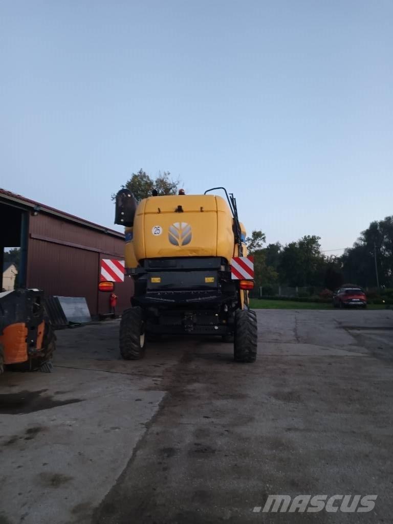 New Holland CX 5090 حصادات