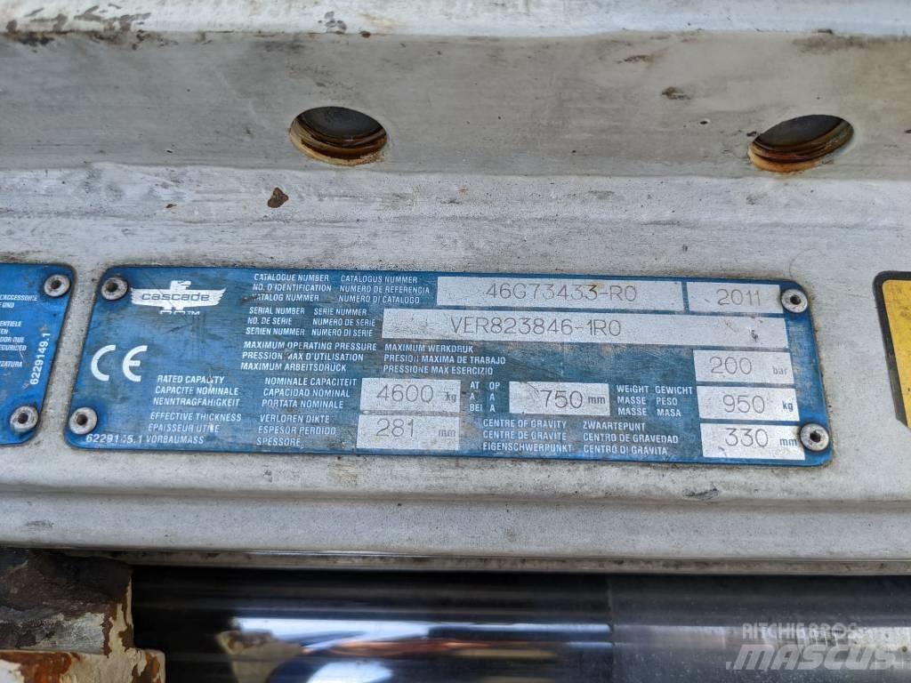 Kalmar DCE 55-6 HM شاحنات الديزل