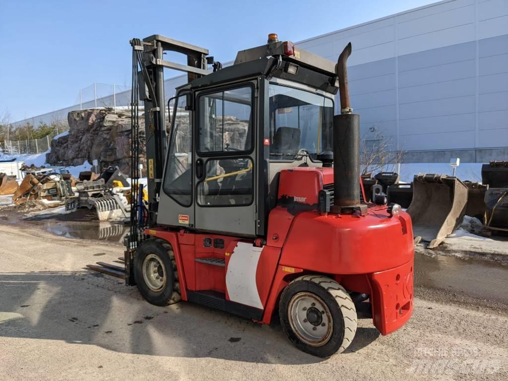Kalmar DCE 55-6 HM شاحنات الديزل