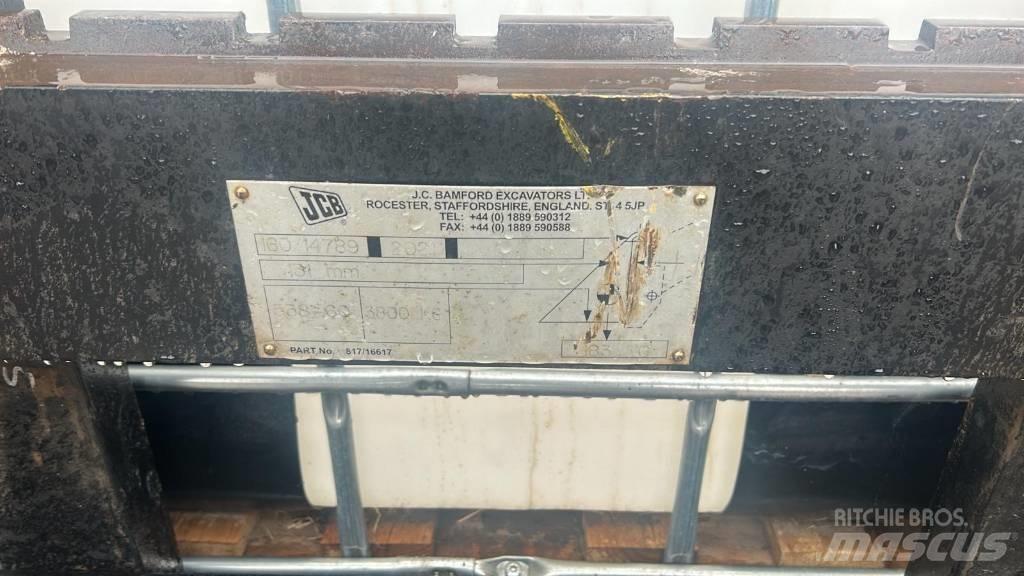 JCB HEADSTOCK ملحقات أخرى للحفر والتحميل